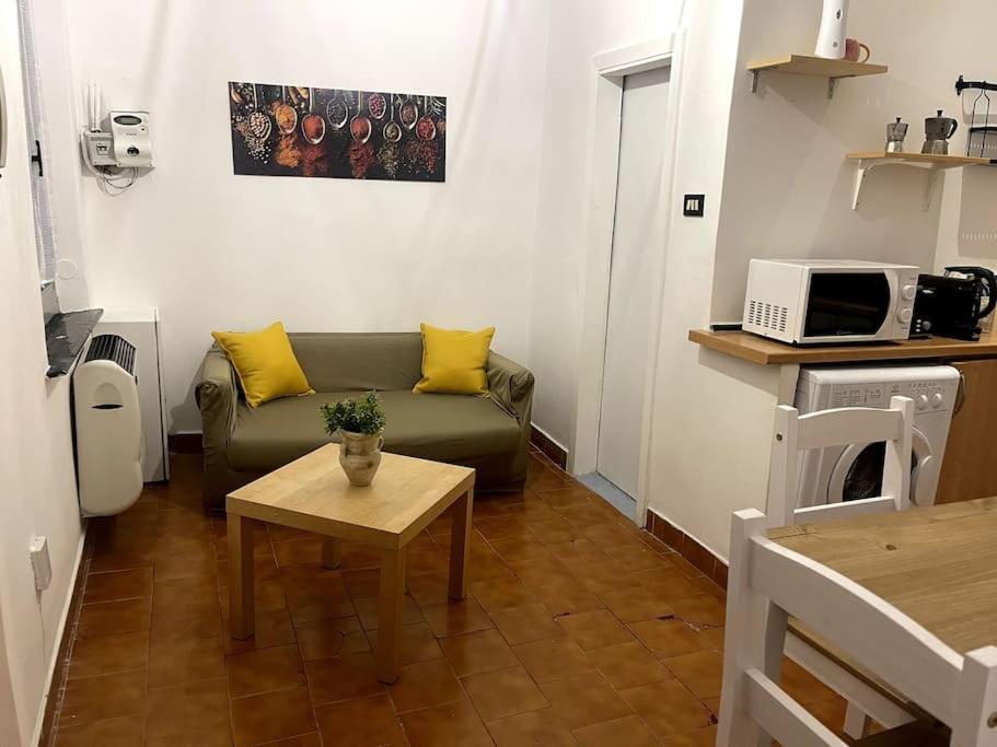 Ridi Che Ti Passa In Vico Lavagna Apartment Genoa Exterior photo